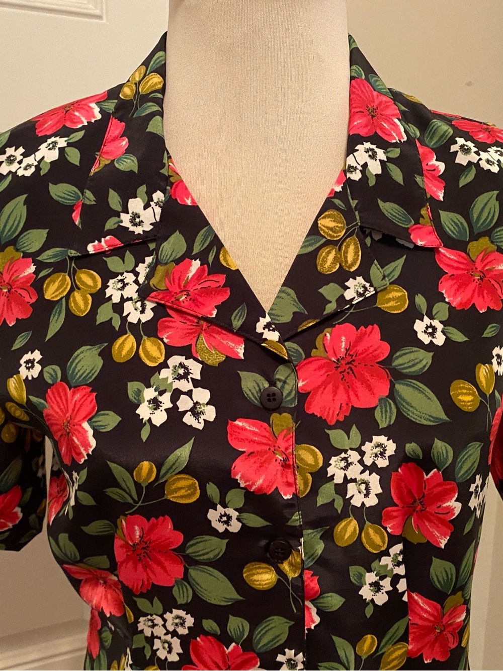 Notations Black Button-Up Blouse with Pink Floral Print - Picture 2 of 6